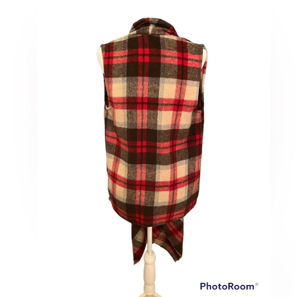 Peach Love California Red Plaid Cape